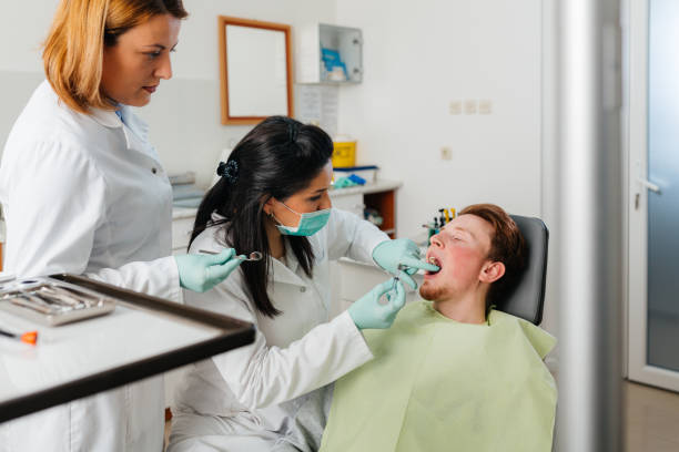 Best Emergency Dentist for Knocked-Out Tooth in Wellington, FL